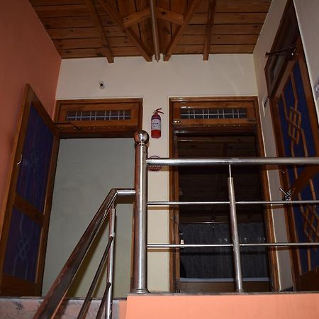 Star Guest House ナイニタール エクステリア 写真